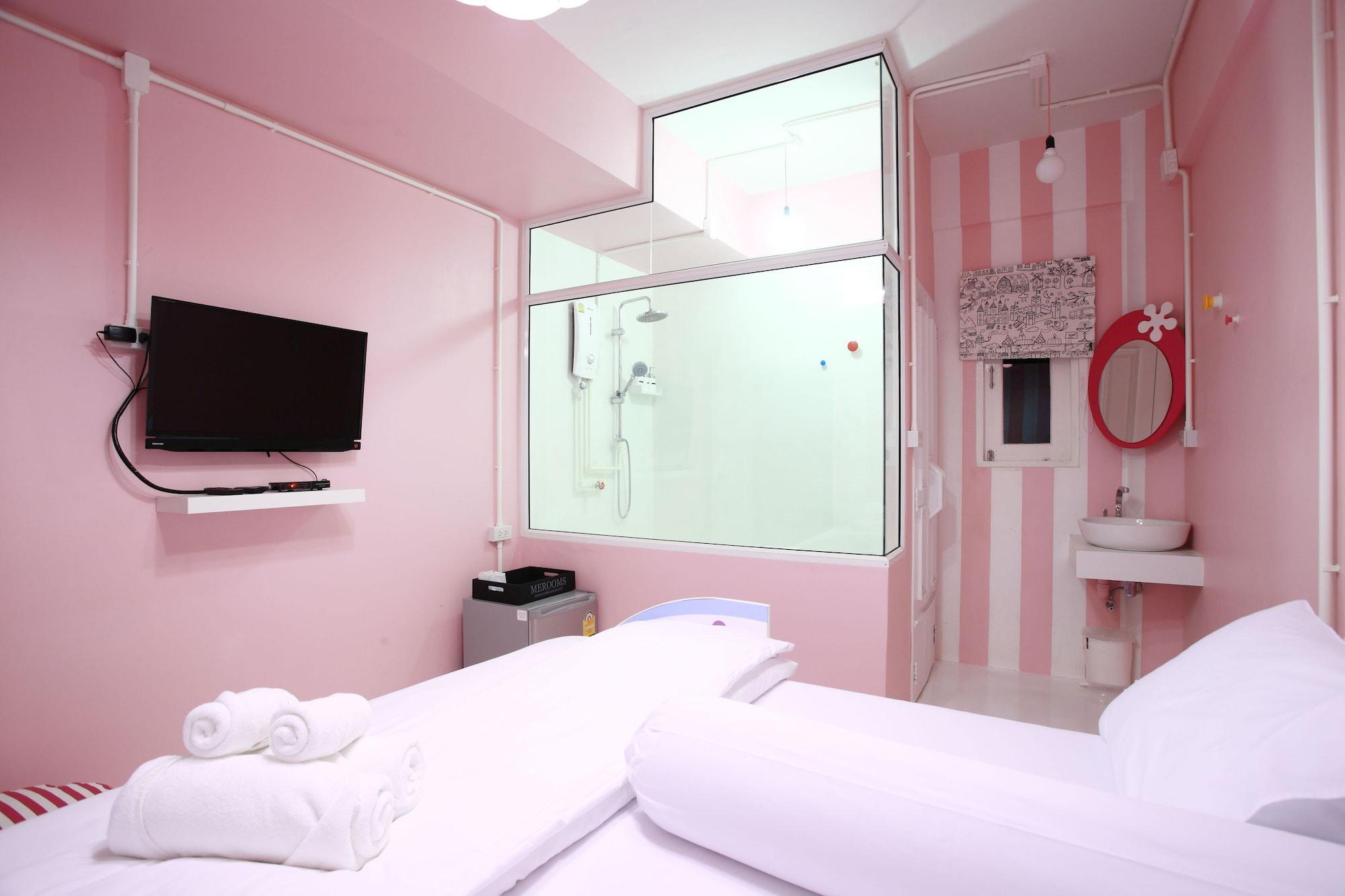 Meroom Phuket Esterno foto