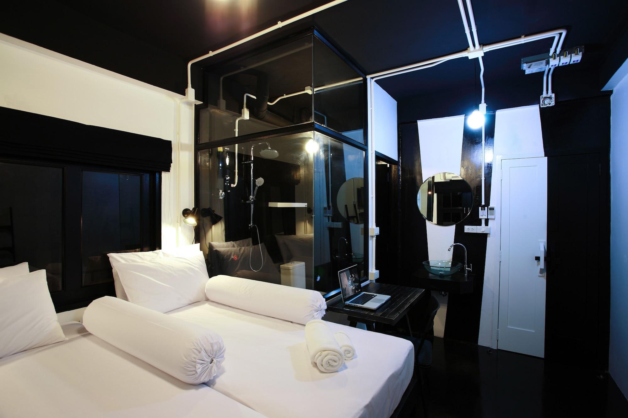 Meroom Phuket Esterno foto