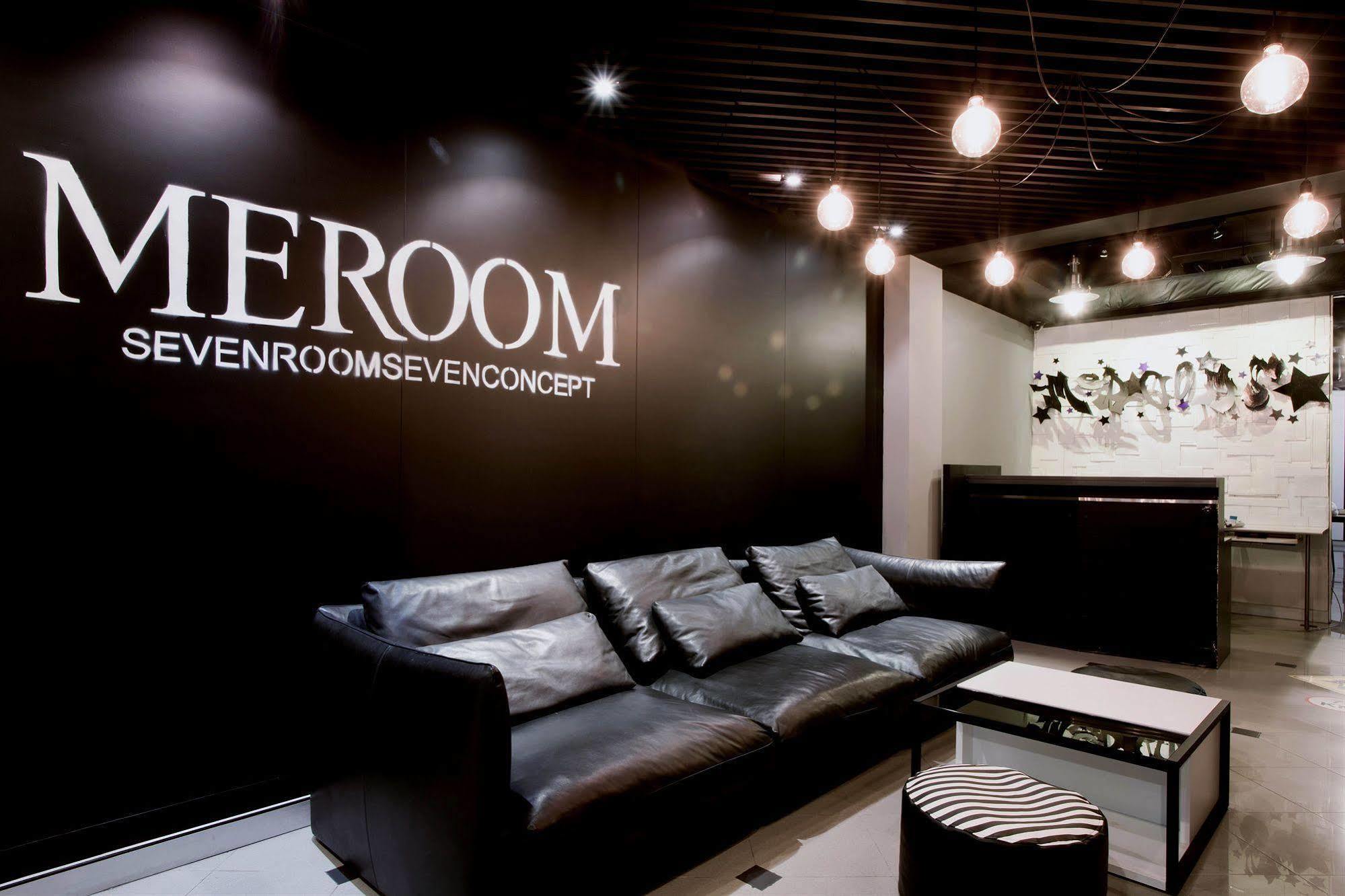 Meroom Phuket Esterno foto